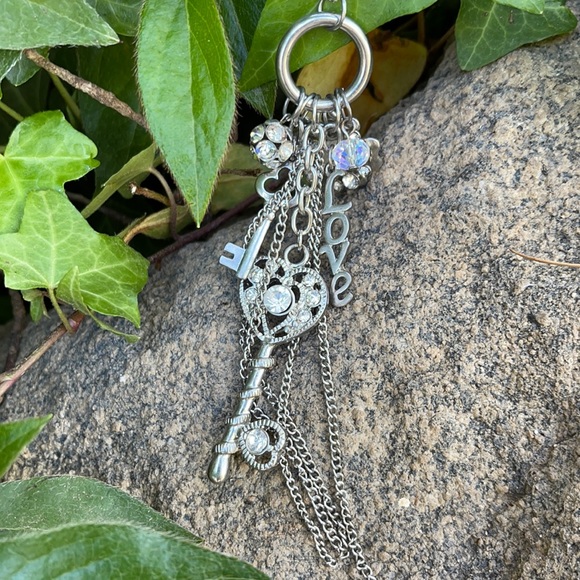 Jewelry - Vintage Key Love Flower Crystal Charm Necklace